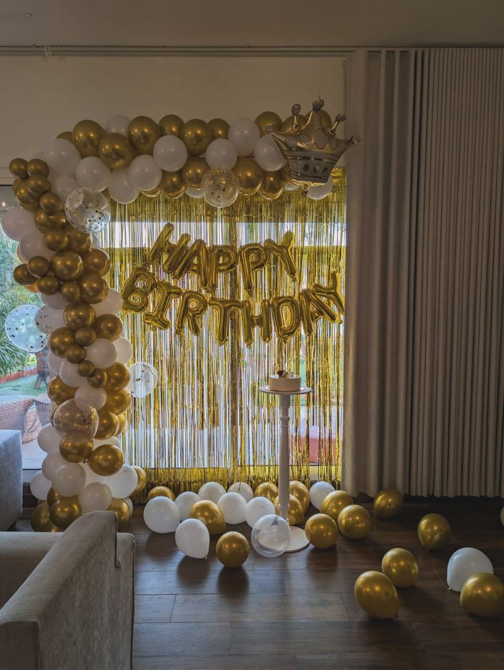 happy 40th birthday to me 🌬️🎂 i have lived 40 happy years & i hope to live the next 40 years with ❤️ & ✌🏼